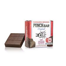 PunchBar Dark Chocolate Raspberry 225mg THC edible chocolate bar with raspberry flavor